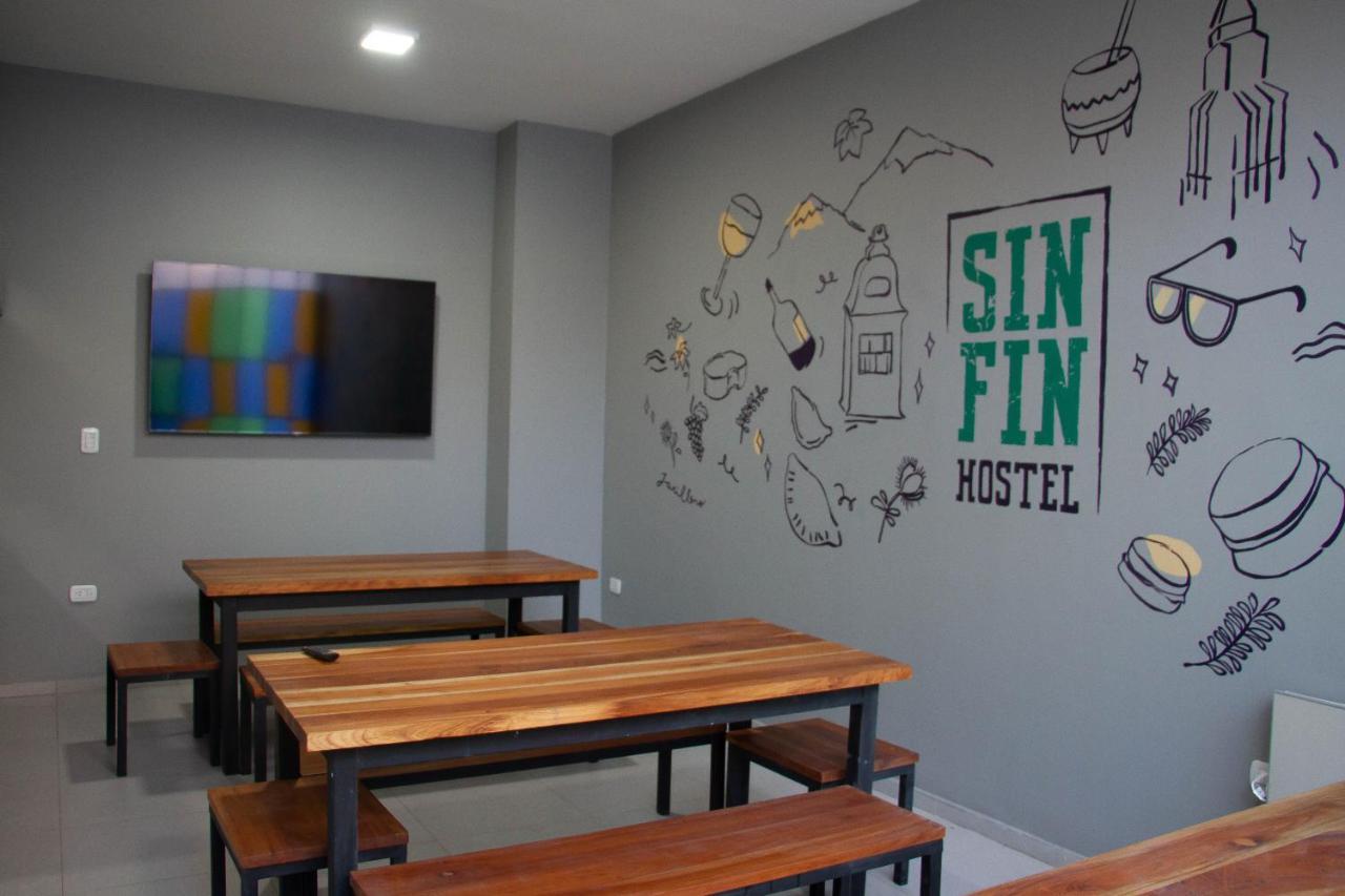 Sin Fin Hostel Мендоса Екстер'єр фото
