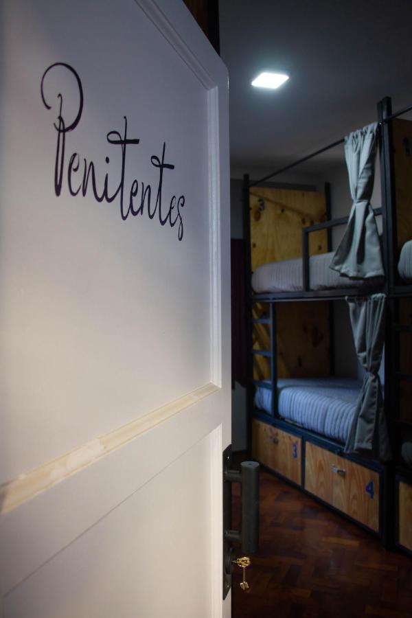 Sin Fin Hostel Мендоса Екстер'єр фото