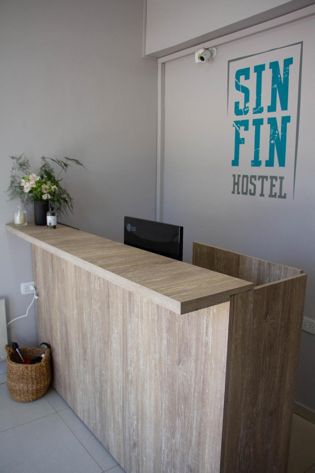 Sin Fin Hostel Мендоса Екстер'єр фото