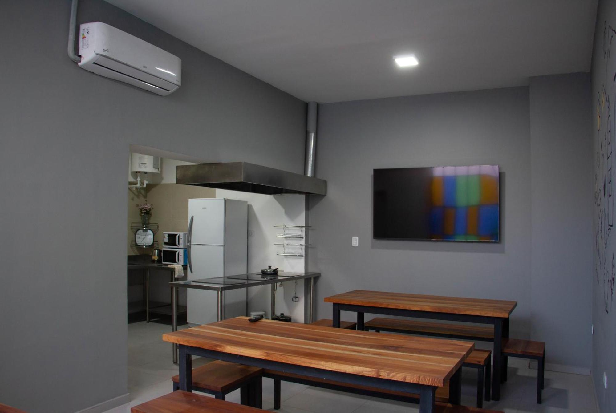 Sin Fin Hostel Мендоса Екстер'єр фото
