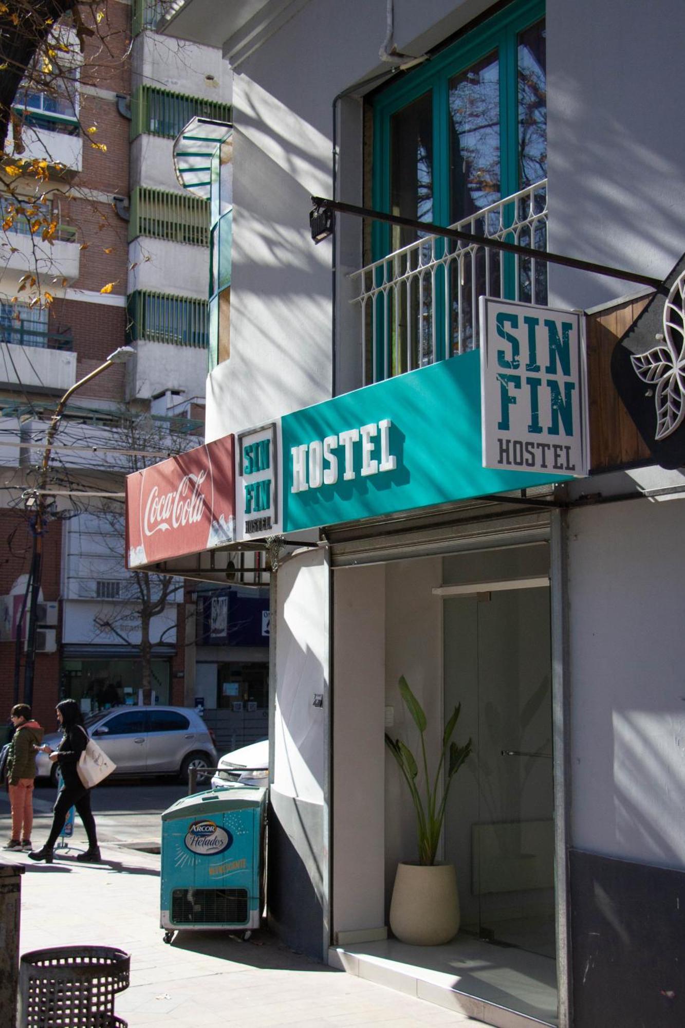 Sin Fin Hostel Мендоса Екстер'єр фото