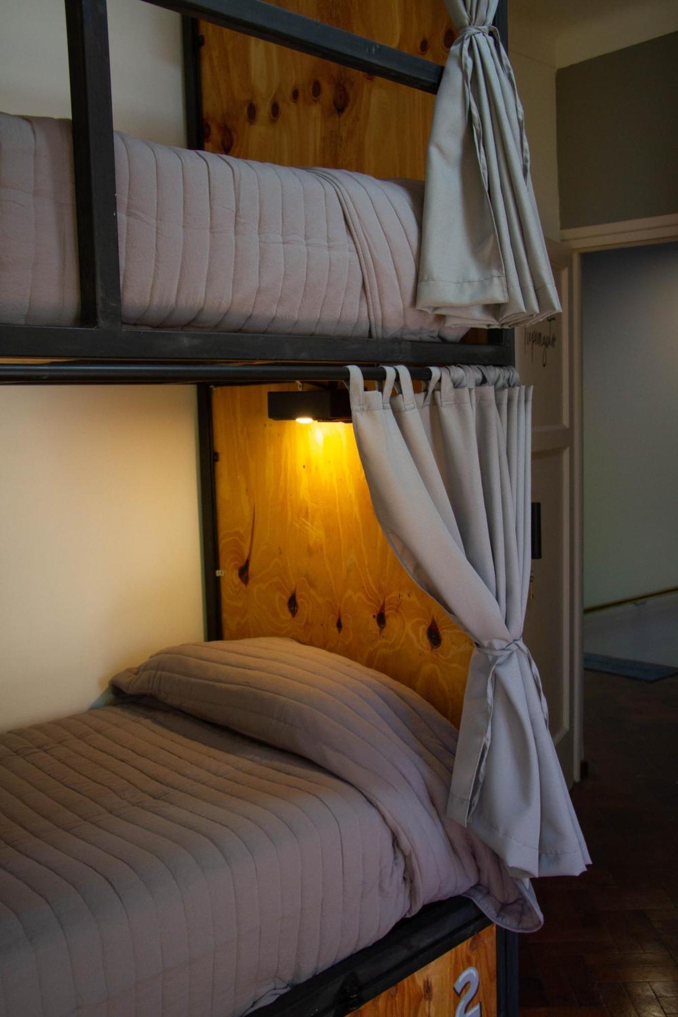 Sin Fin Hostel Мендоса Екстер'єр фото