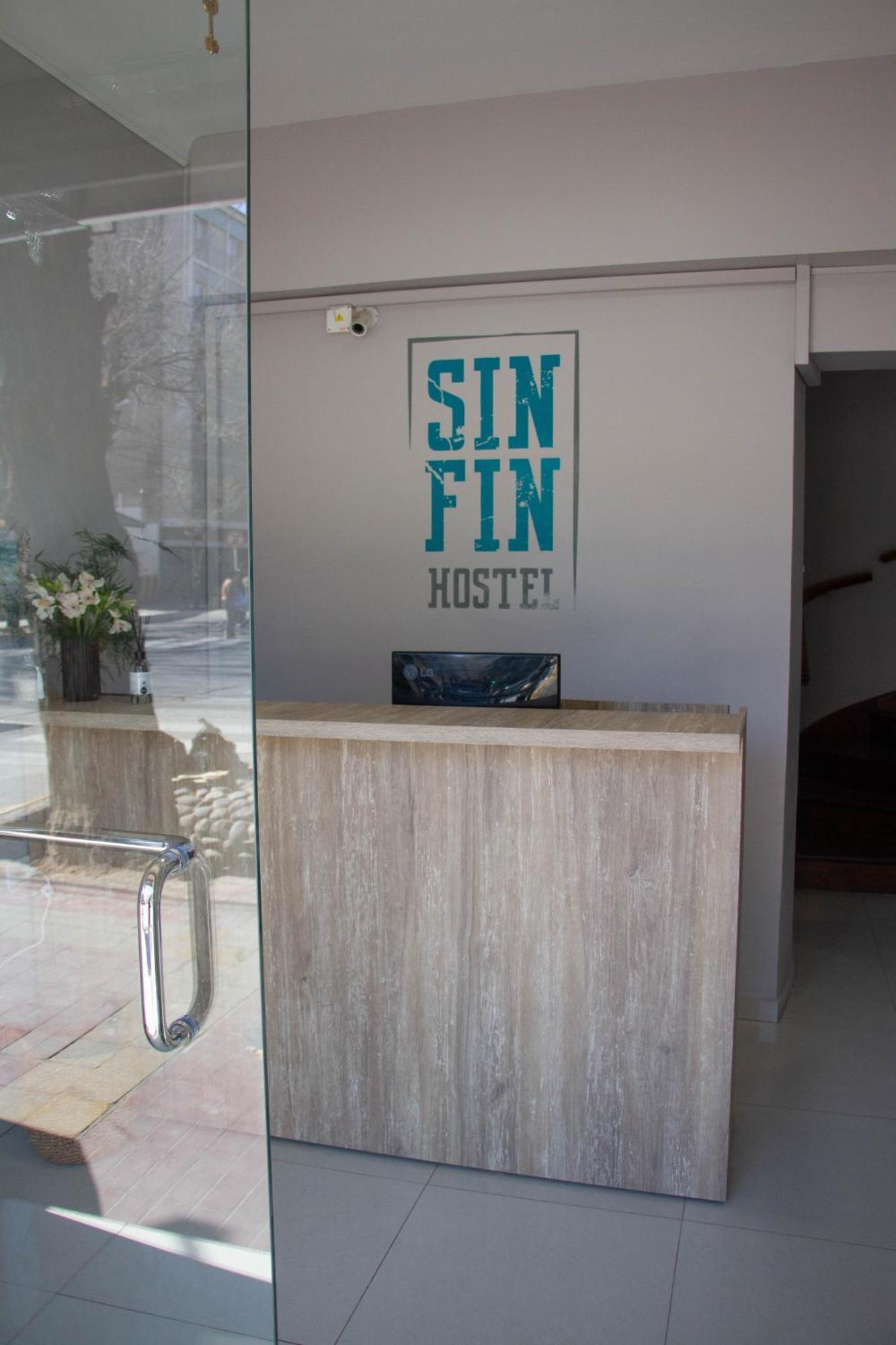 Sin Fin Hostel Мендоса Екстер'єр фото