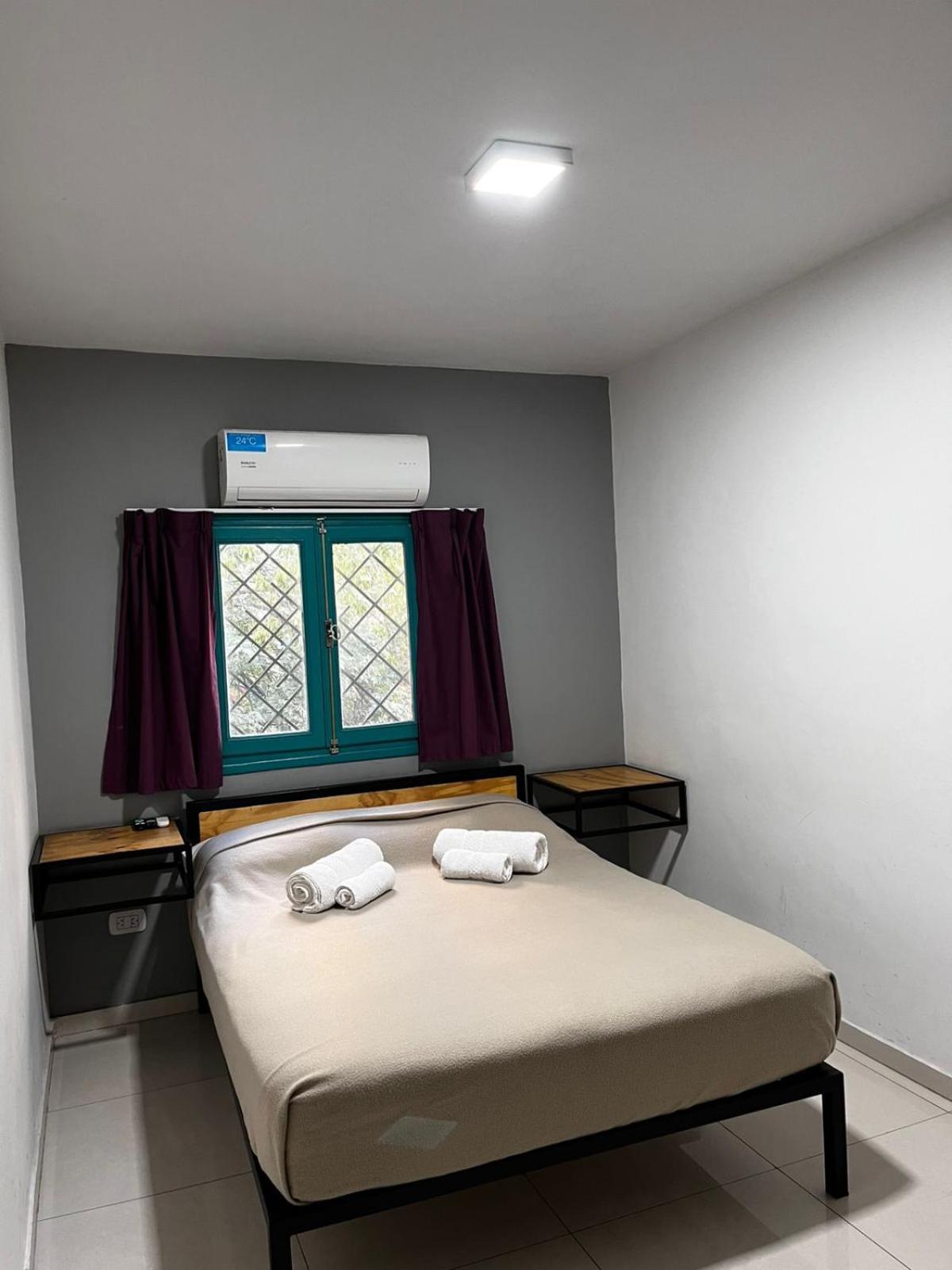 Sin Fin Hostel Мендоса Екстер'єр фото